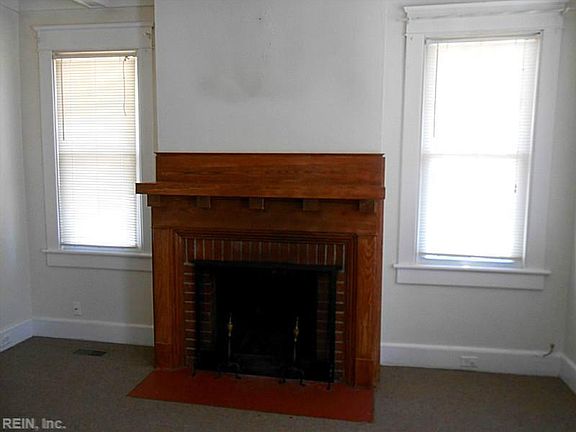 2nd image of 1710 Leckie St