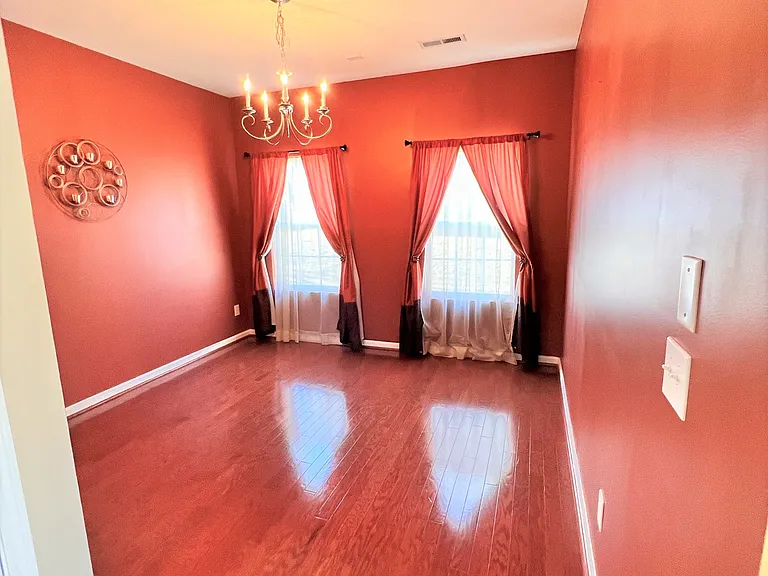 6 Red Brush Ct — Photo 4