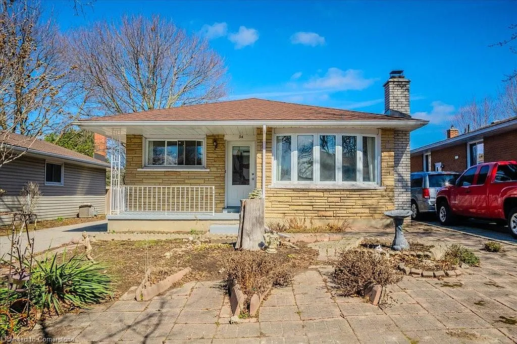 34 Shea Cres photo 1