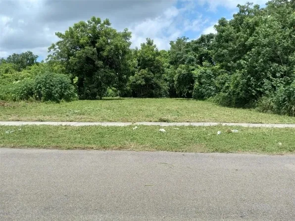 2518 Flood St, New Orleans, LA 70117