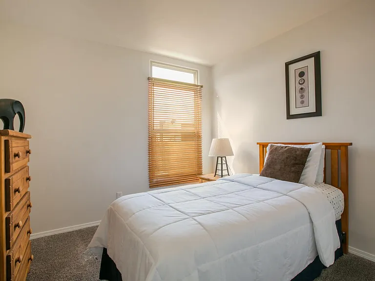 3432 Del Agua Ct NE — Photo 10