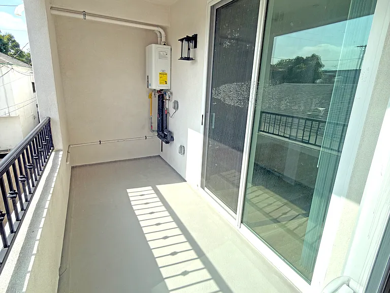 10934 Peach Grove St #202 — Photo 13