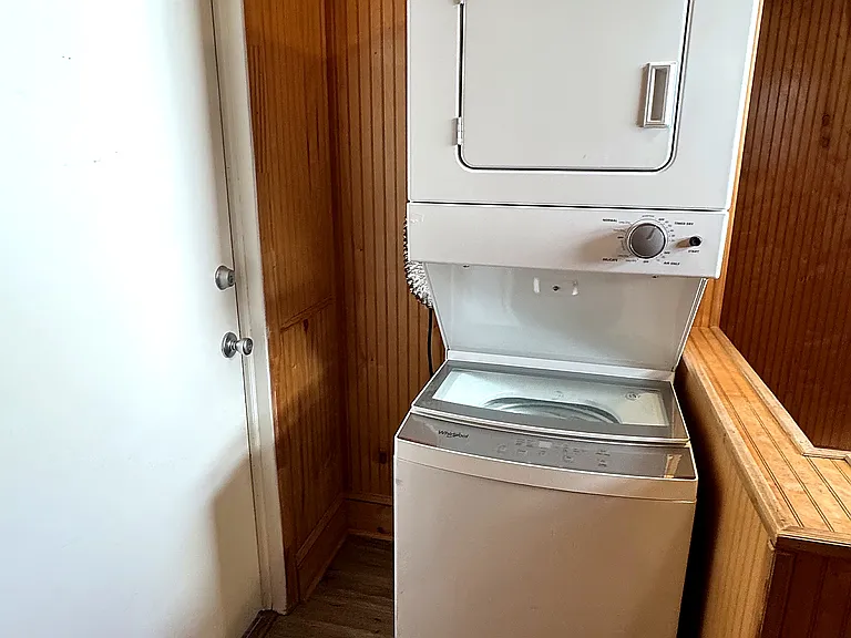 37 Essex Ave #2 — Photo 7