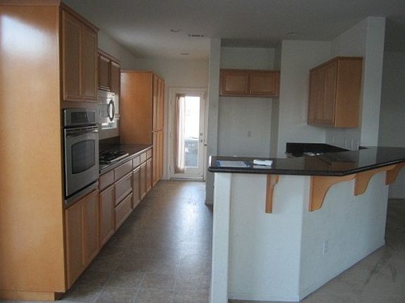 4th image of 2234 Cordoban Ln