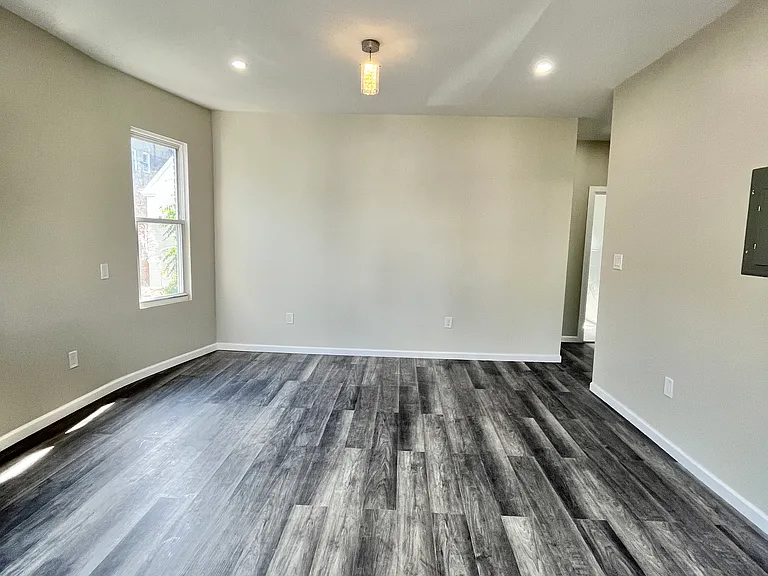 133 Stevens Ave #3 — Photo 6