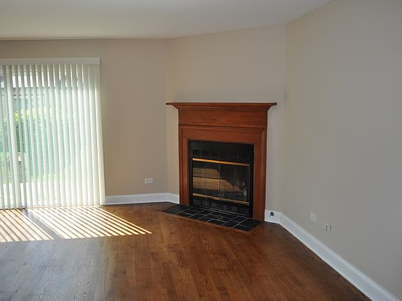 5th image of 4587 Olmstead Dr