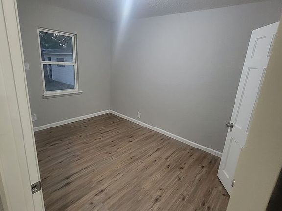 4th image of 5324 High School Ln