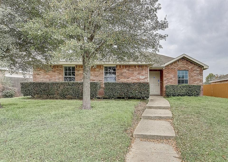 1st image of 2347 Gaylord Dr