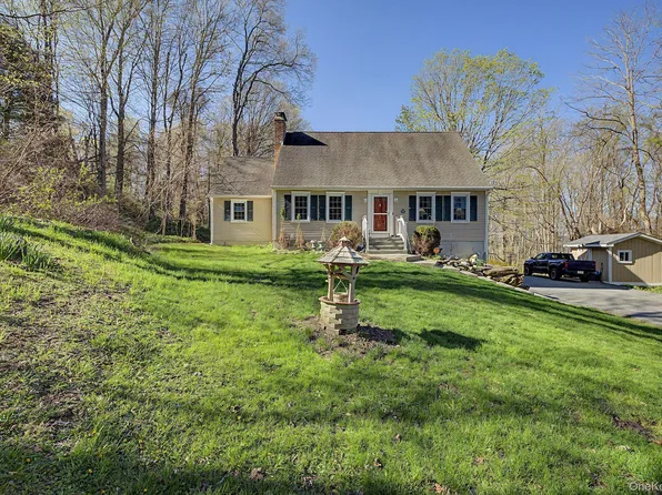 57 Buhleir Road, Pawling, NY 12564