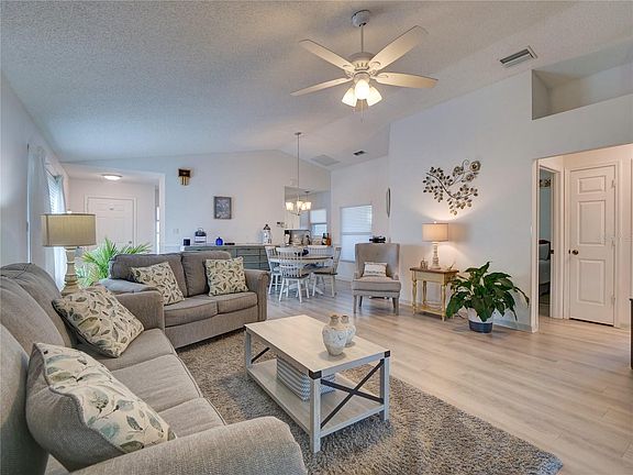 3rd image of 4848 Heron Run Cir