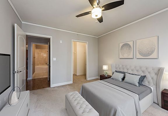 2nd image of 420 E Waterside Dr Unit 1007