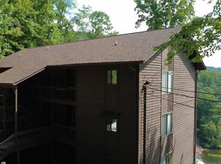 76 Upper Tanglewood Rd #4, Lake Toxaway, NC 28747