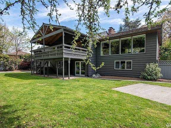 3rd image of 16201 37th Ave NE