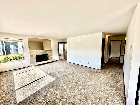5th image of 916 NW 57th St #916