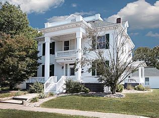 106 N Main St, Trenton, IL