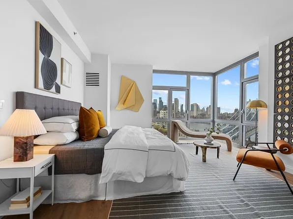 100 Jay St APT 22A, Brooklyn, NY 11201