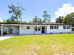 8008 Santillo Dr, Jacksonville, FL 32217