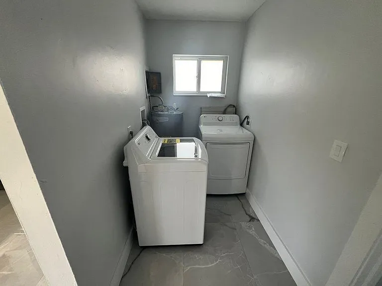 WASHER/ DRYER -2