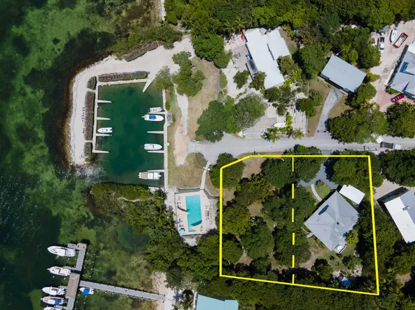 130 W Pippin Dr, Plantation Key, FL 33036