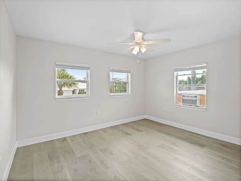 101 Deland Ave #6 — Photo 11