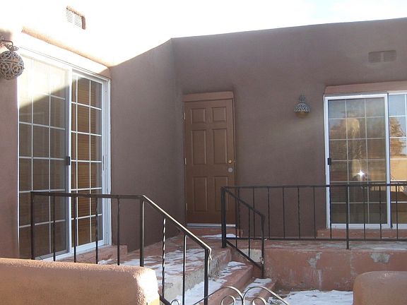 4th image of 804 Brillantes Arenas St