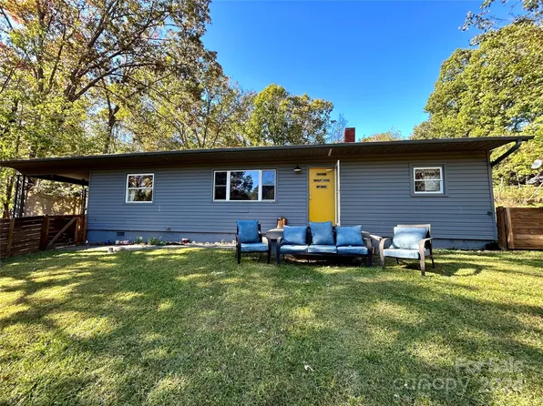 299 Northeast Ave, Swannanoa, NC 28778