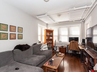3512 N Damen Ave #B, Chicago, IL 60618