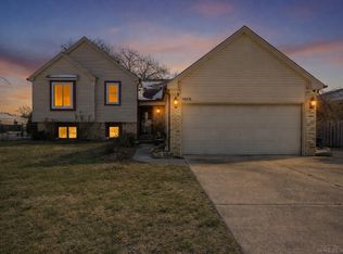38076 Fringe Dr, Sterling Heights, MI 48310