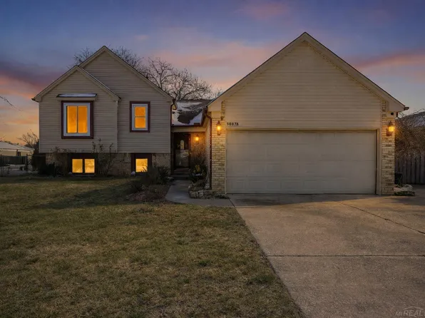 38076 Fringe Dr, Sterling Heights, MI 48310