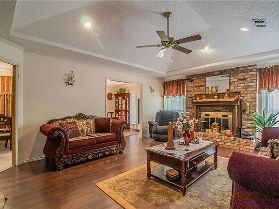 2nd image of 508 Baylor Dr