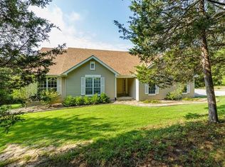 20855 Arundel Dr, Marthasville, MO 63357