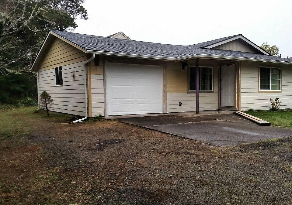 1st image of 20 Alderwood St #20
