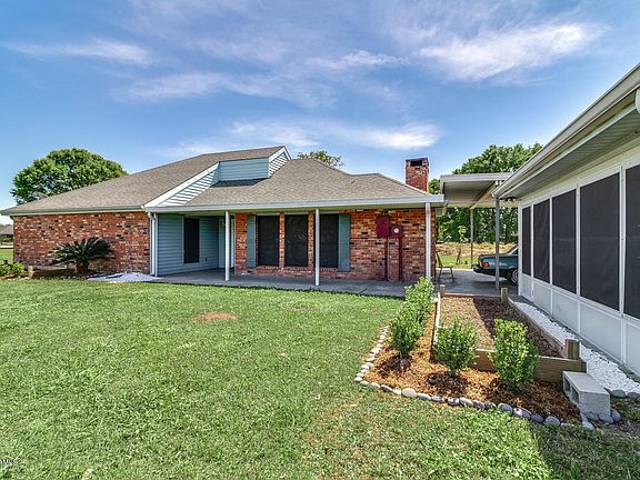 2nd image of 203 Sunflower Dr