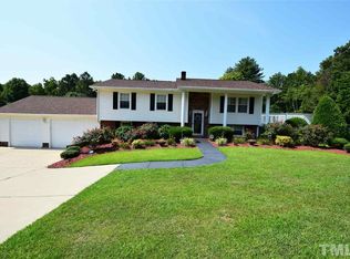 33 Blue Pond Rd, Clayton, NC 27520