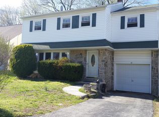27 Nancy Dr, Havertown, PA 19083
