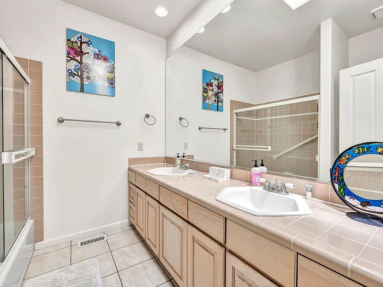 14220 W Windriver Ln — Photo 34