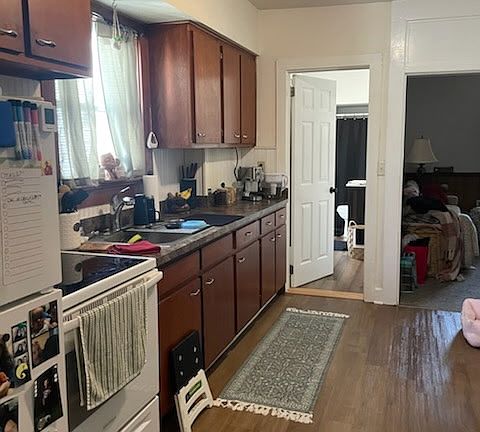 4th image of 9 Main St #7A