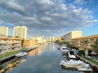 17051 NE 35th Ave APT 208, North Miami Beach, FL 33160