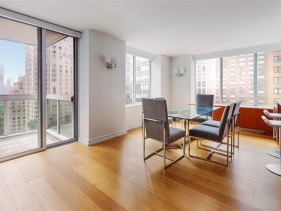 3rd image of 61 W 62nd St #18EF