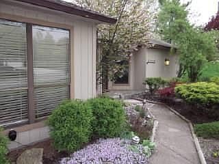 3rd image of 10124 Cliffwood Ct