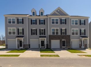 22 Dover Ct #22, Bridgeport, WV 26330