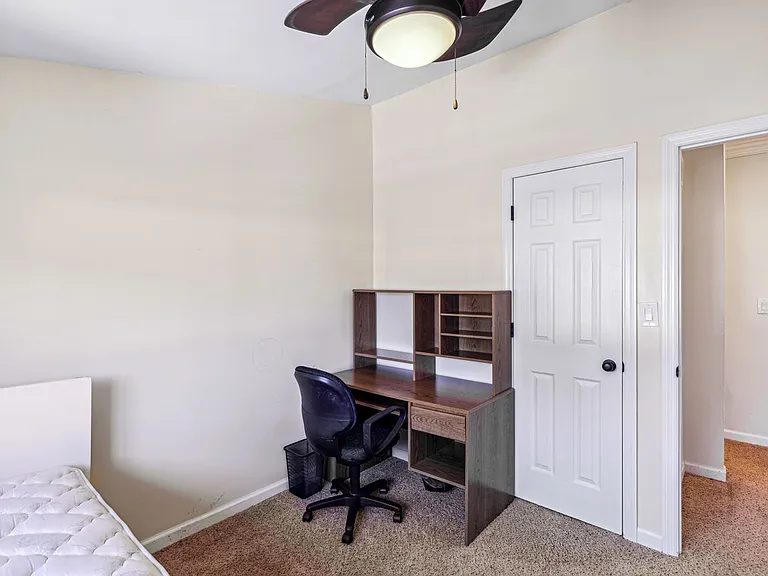 7752 Montgomery Rd #82 — Photo 27