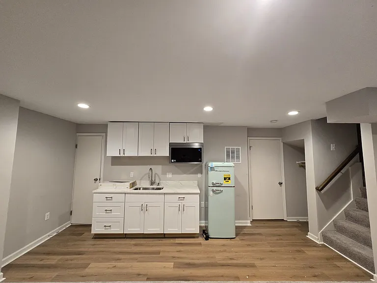 3132 Bayswater Ct — Photo 2