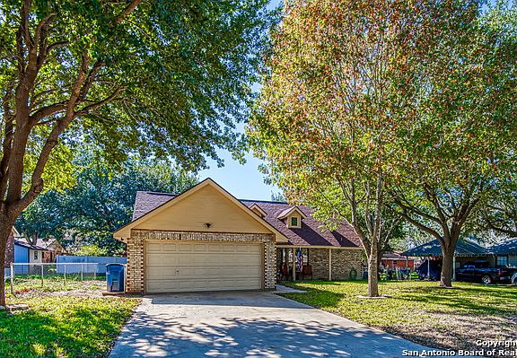 5th image of 1019 Jasmine Dr