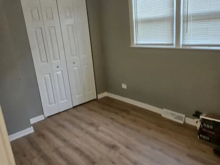 7252 S Hermitage Ave — Photo 8
