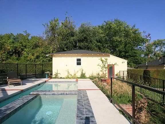 5th image of 2052 Pinecrest Dr
