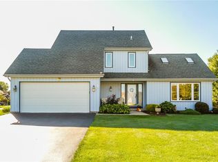 19 Felicia Ct, Rochester, NY 14612