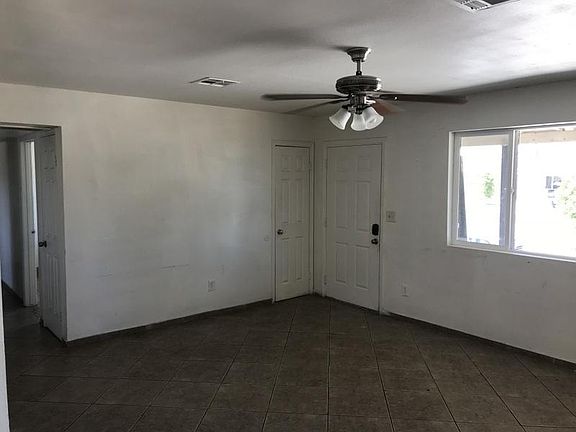 5th image of 425 S 90th Pl