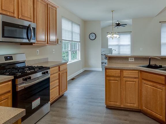 5th image of 45921 Altman Ct