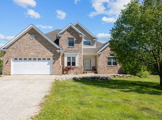 1665 Shortline Dr, Lapeer, MI 48446